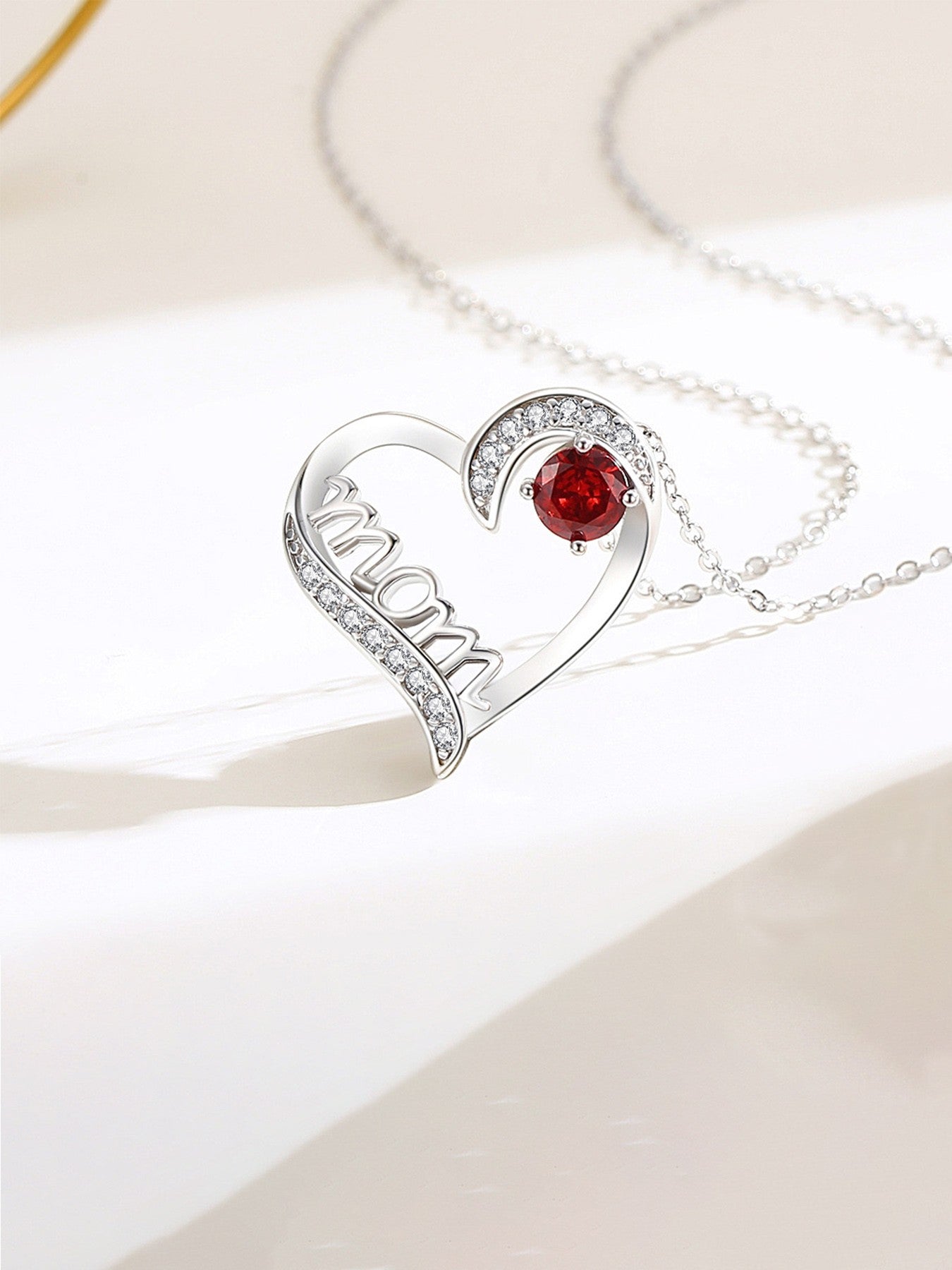 Heart-shaped women's pendant necklace with rose apple gift box, Mother's Day gift for mom, wedding anniversary gift for wife, romantic women's holiday gift, anniversary gift for mom and grandma, female holiday gift