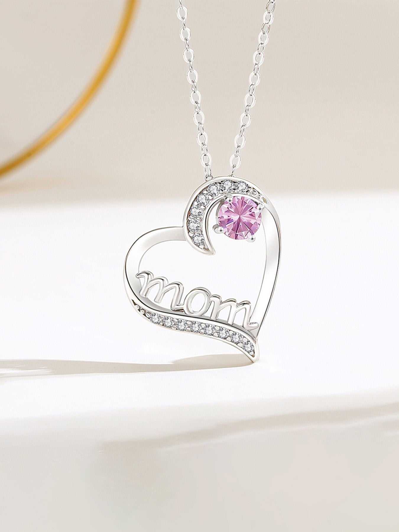 MOM all-match love necklace with double-door rose gift box, heart-shaped necklace for women, Mother's Day jewelry gift, women's necklace, daily holiday gift, anniversary gift, women's jewelry gift, gift for mother and wife